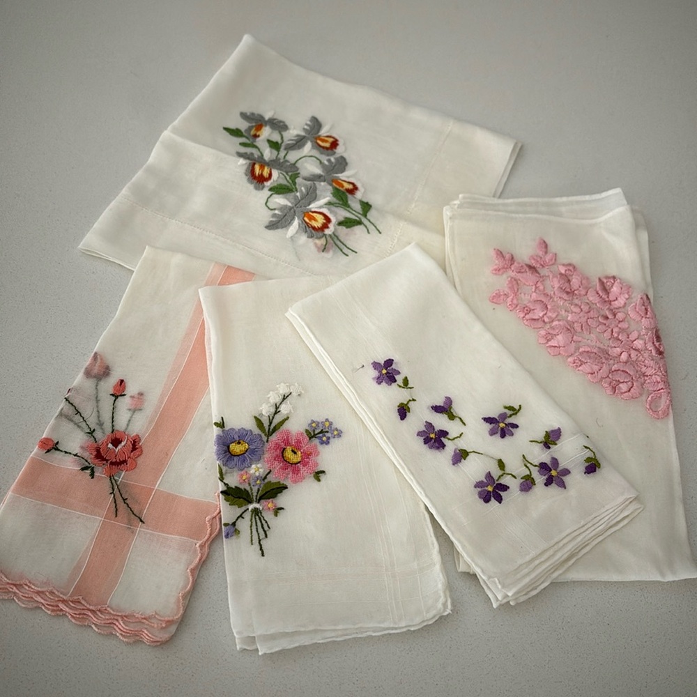 5 Vintage Women’s Handkerchiefs